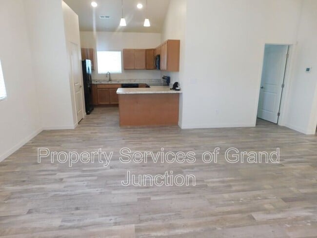 Foto del edificio - 2360 Canyon Ct