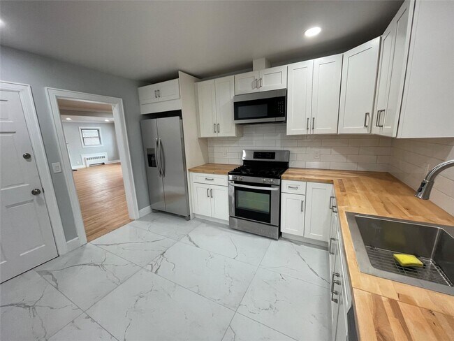 Foto del edificio - 411 E Walnut St