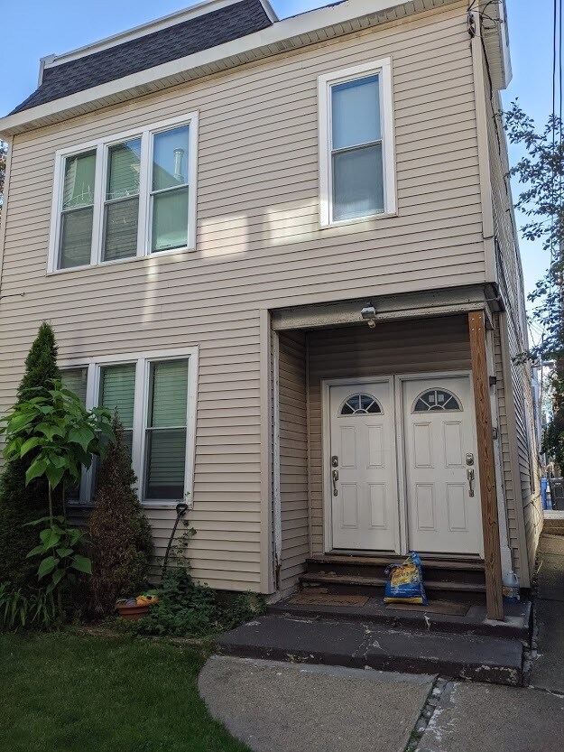 Foto principal - 3327 N Hamilton Ave