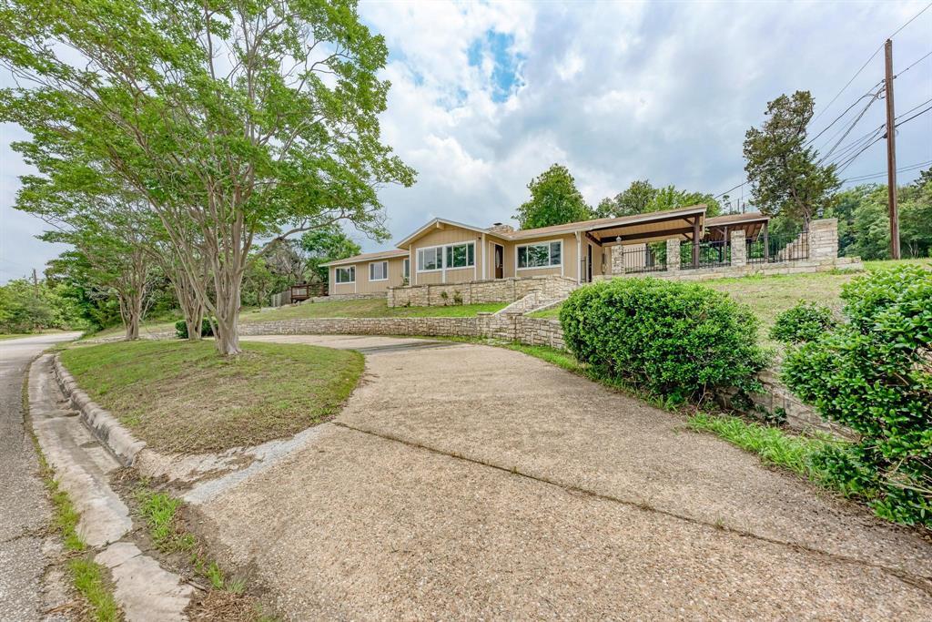 Primary Photo - 6301 Forest Hills Dr
