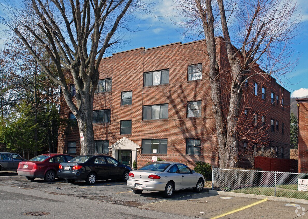 Primary Photo - 3500 Staunton Ave