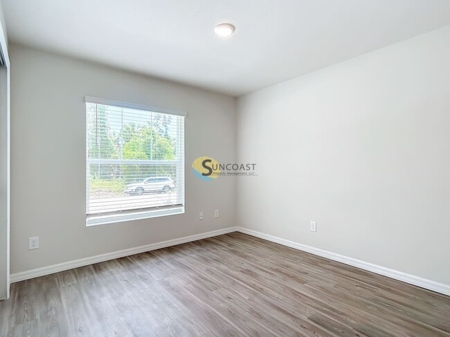 Building Photo - 2110 Dorion St