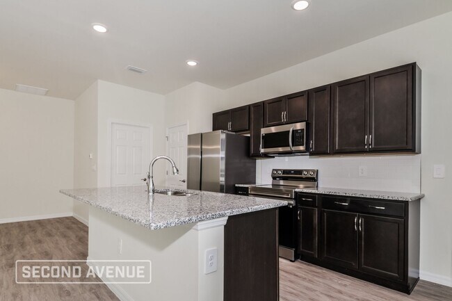 Foto del edificio - 4066 Heaton Terrace
