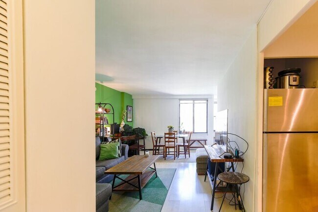 Foto del edificio - 1420 N St NW