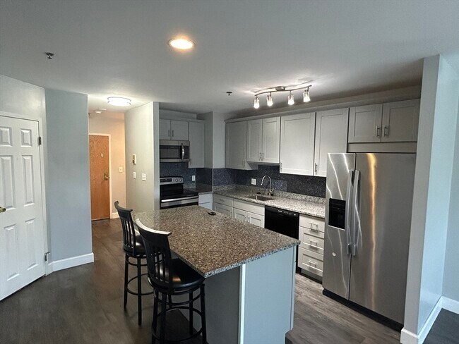 Foto del edificio - 474 Revere Beach Blvd