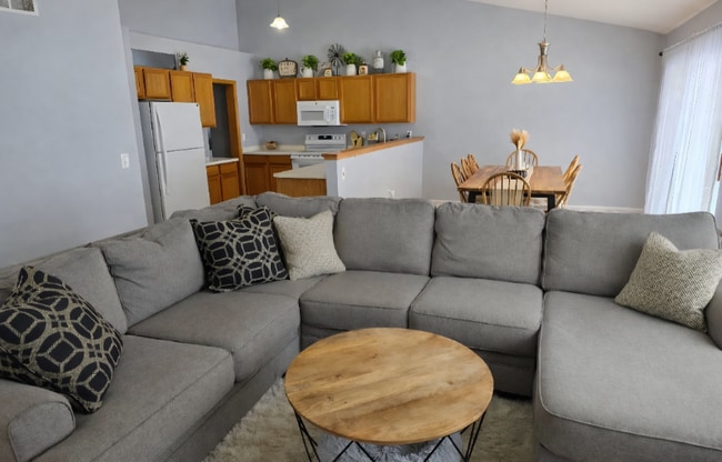 Building Photo - 2234 Patrick Ln