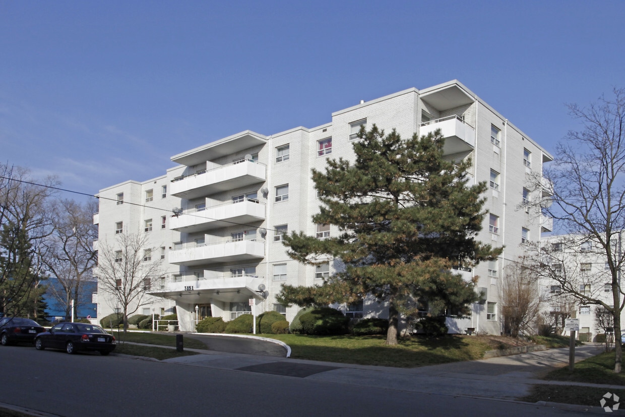 Primary Photo - Whitesands Apartments
