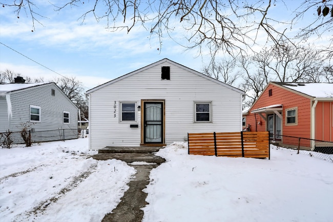 Building Photo - 3023 Adams St