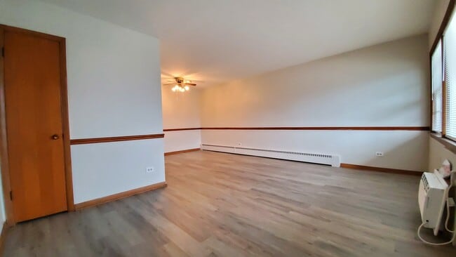 Building Photo - 1005 N Harlem Ave