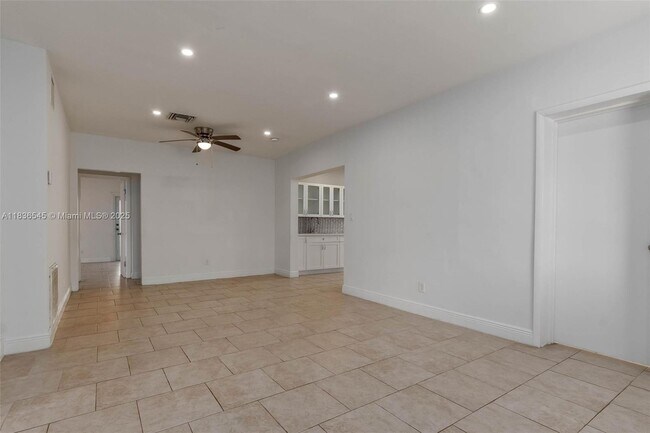 Foto del edificio - 3916 SW 58th Ave