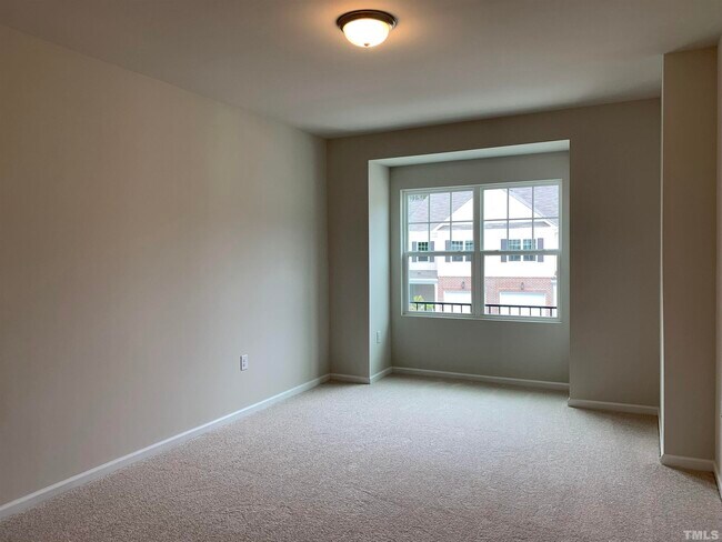 Foto del edificio - 6193 Beale Loop