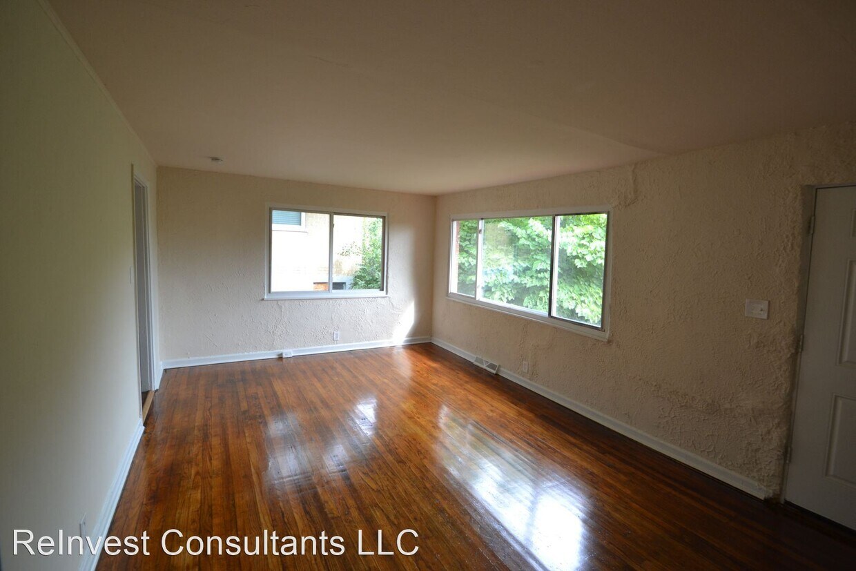 Primary Photo - 3 br, 1 bath House - 619 Edgecliff Road