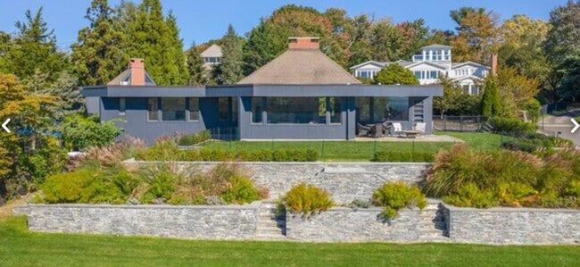 Photo - 5 Longview Rd House