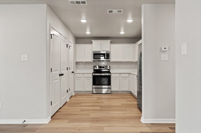 Building Photo - 2935 Wasilla Dr