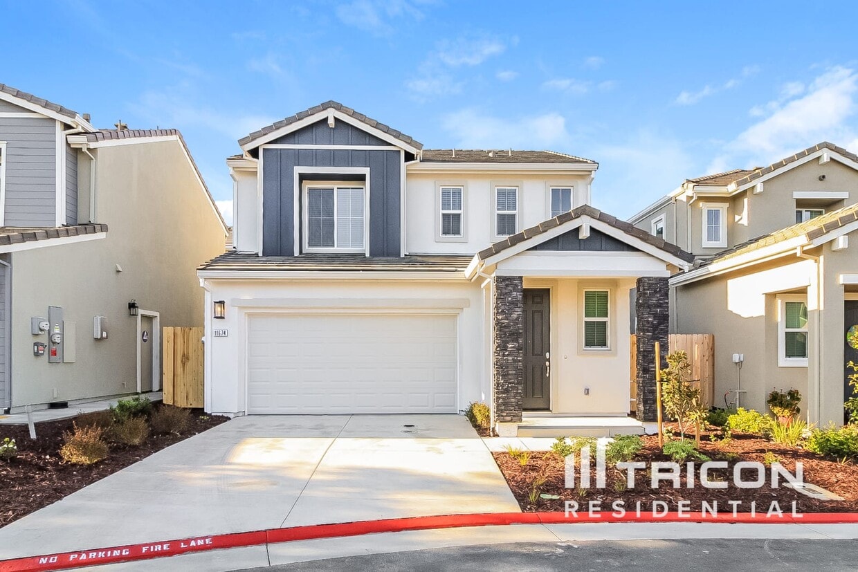 Primary Photo - 11674 Venitia Ln