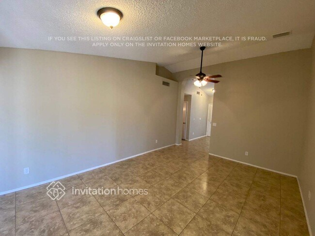 Foto del edificio - 6526 N 69th Dr