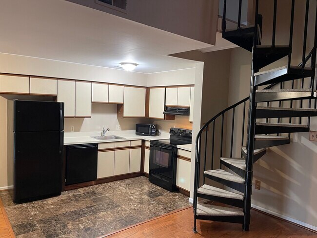 Foto del edificio - 8 Chelmsford Ct