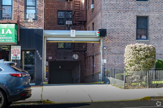 Garage - 9040 Fort Hamilton Pkwy