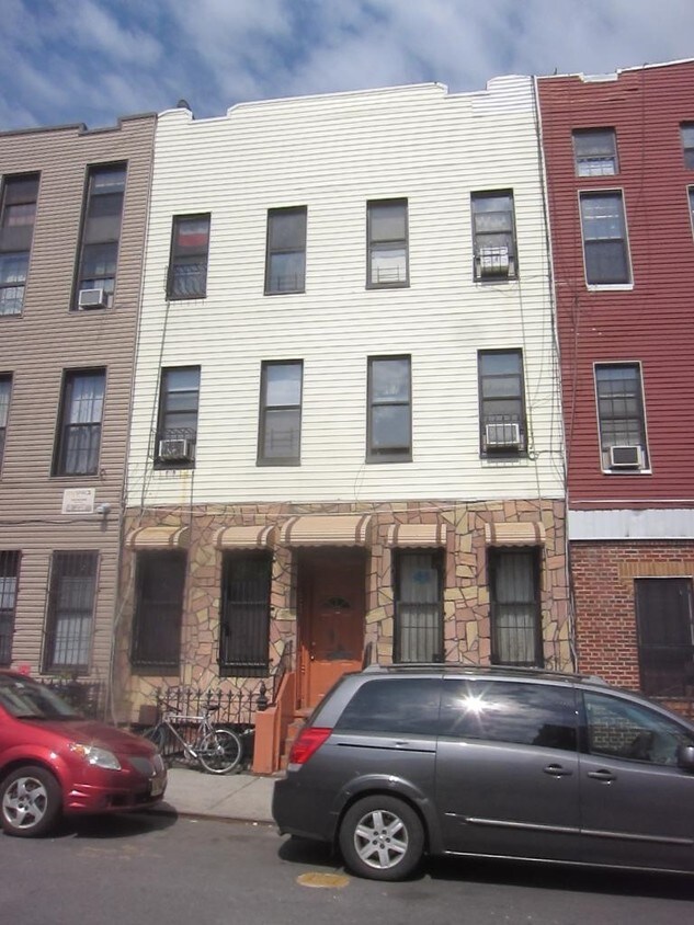 Primary Photo - 235 Jefferson St