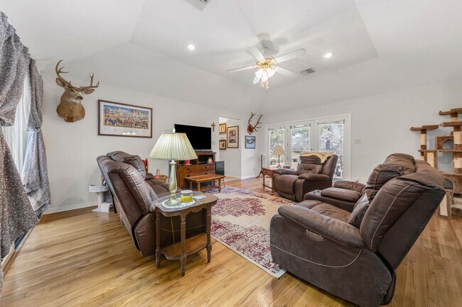 Foto del edificio - 4269 Wilcox Ln