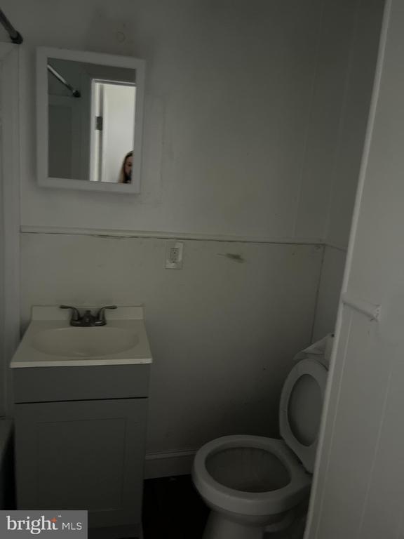 Foto del edificio - 327 E Pine St.