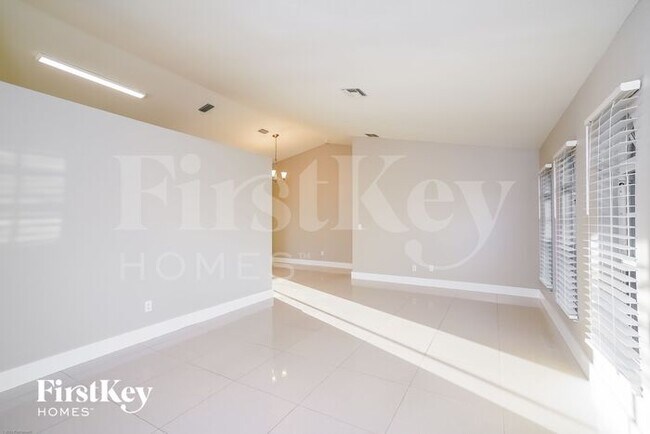 Foto del edificio - 4113 SW 8th Pl