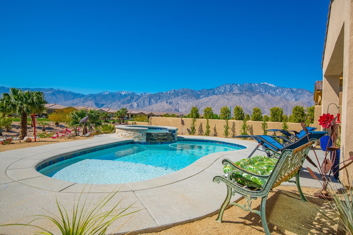 Foto principal - 67425 S Chimayo Dr