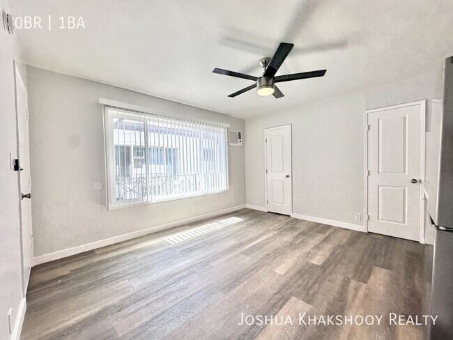 Foto del edificio - 752 Hayworth Ave