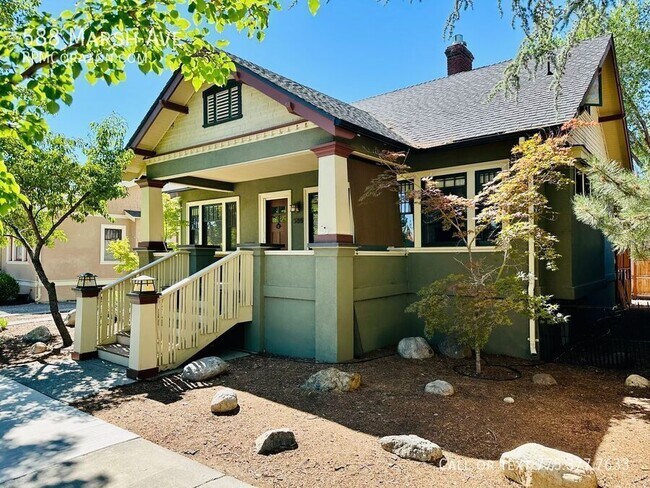 Building Photo - 588 Marsh Ave