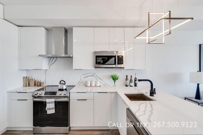 Building Photo - 2607 E Boston St