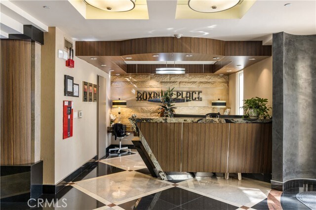 Foto del edificio - 1318 S Roxbury Dr