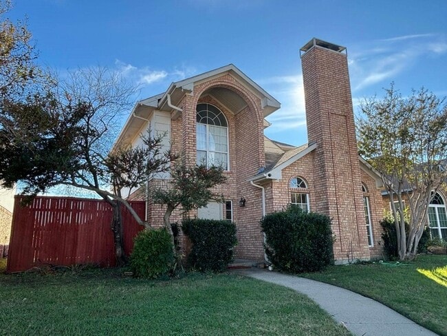 Photo - 2108 Arbor Creek Dr House