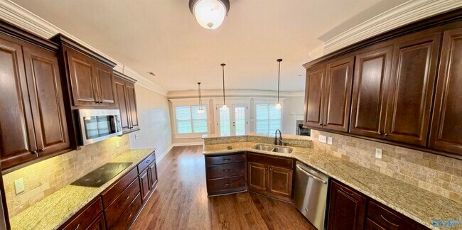 Foto del edificio - 205 Taunton St