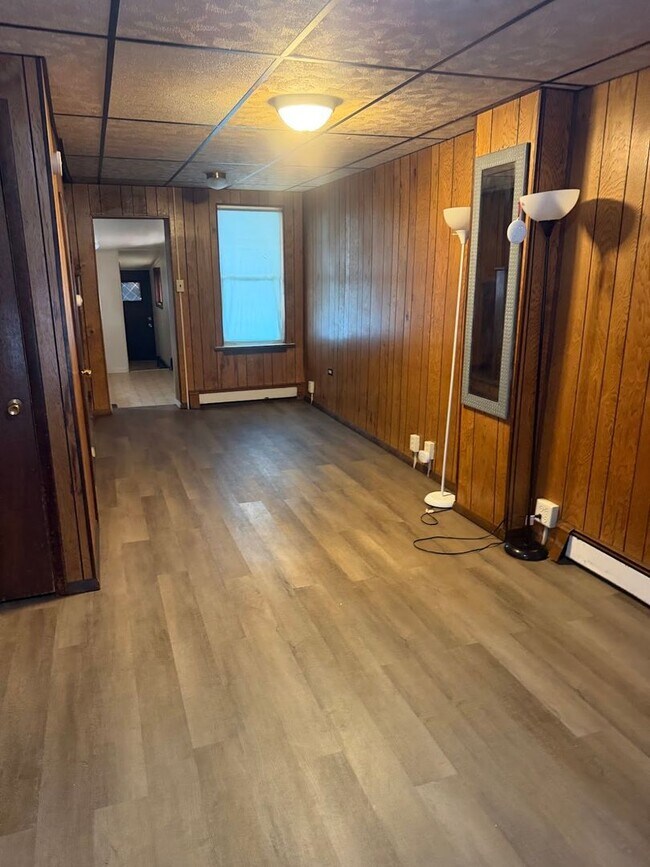 Foto del edificio - 1266 Muhlenberg St