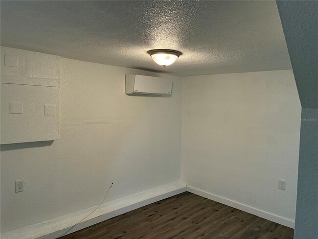 Building Photo - 3625 2nd Ave S