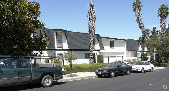 Building Photo - 4152-4162 Fran Way
