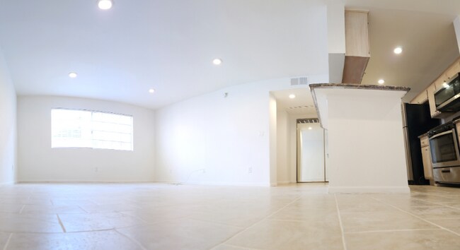 Foto del edificio - 11020 Hesby St