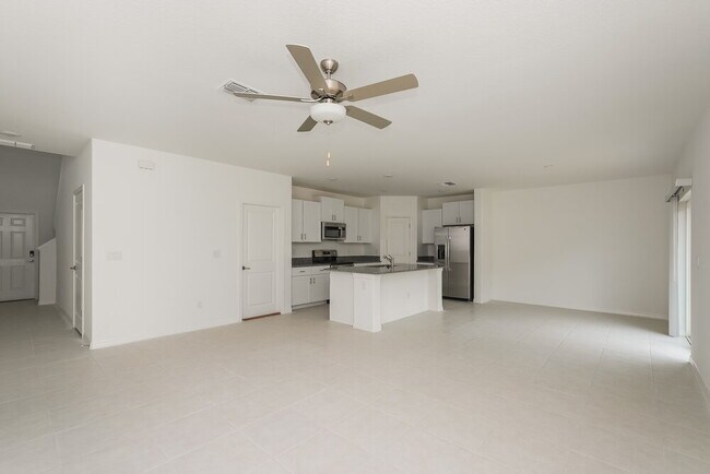 Foto del edificio - 17932 Blissful Stars Dr