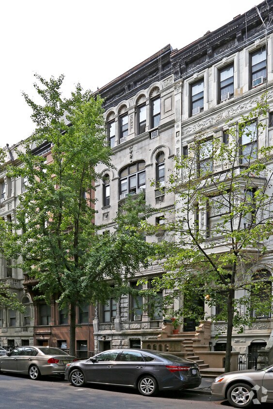 Foto del edificio - 122 W 74th St
