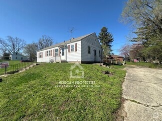 Building Photo - 1051 Sycamore St