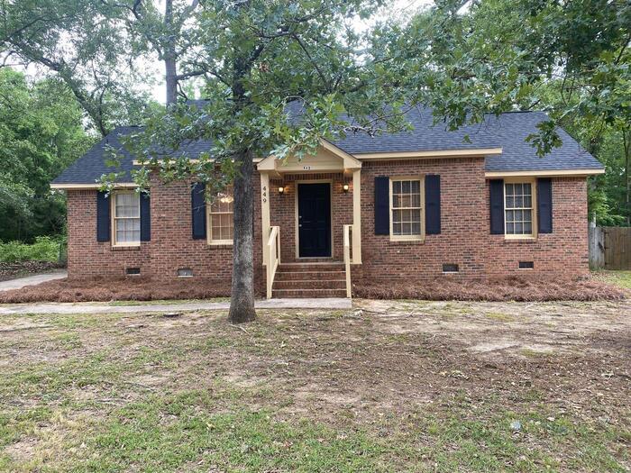 Primary Photo - 449 Parlock Rd