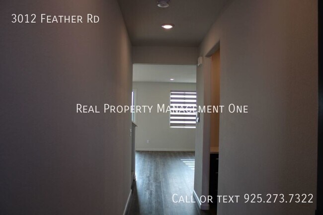 Building Photo - Brand New 4 Bed, 3 Bath in Perfect Manteca...