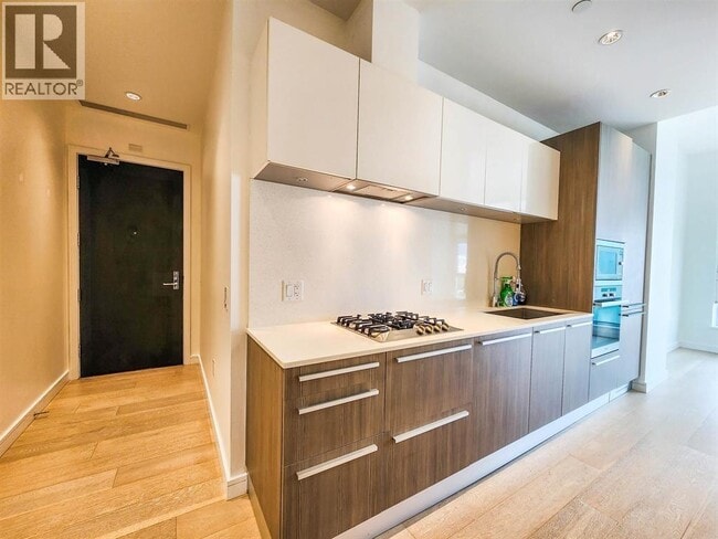 Photo du bâtiment - 1221 Bidwell St