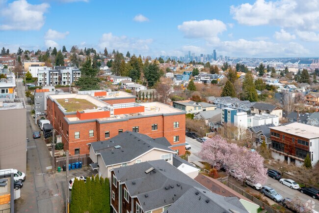 Building Photo - 4527 41st Ave SW