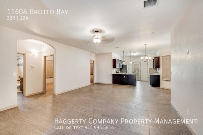 Foto del edificio - 11608 Grotto Bay Ct