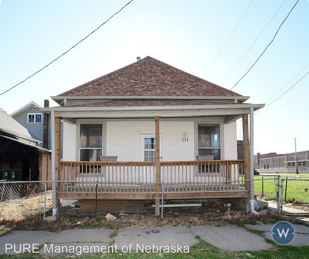 2 br, 1 bath House 111 N 7 St House Rental in Council Bluffs, IA
