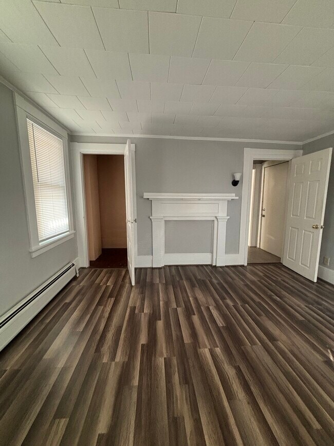 Foto del edificio - 236 Main St