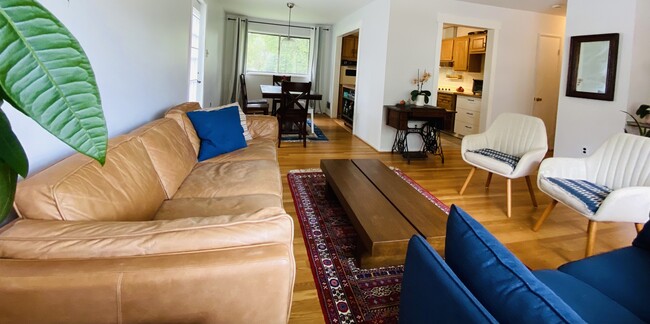 Foto del edificio - 10207 Addison Ct