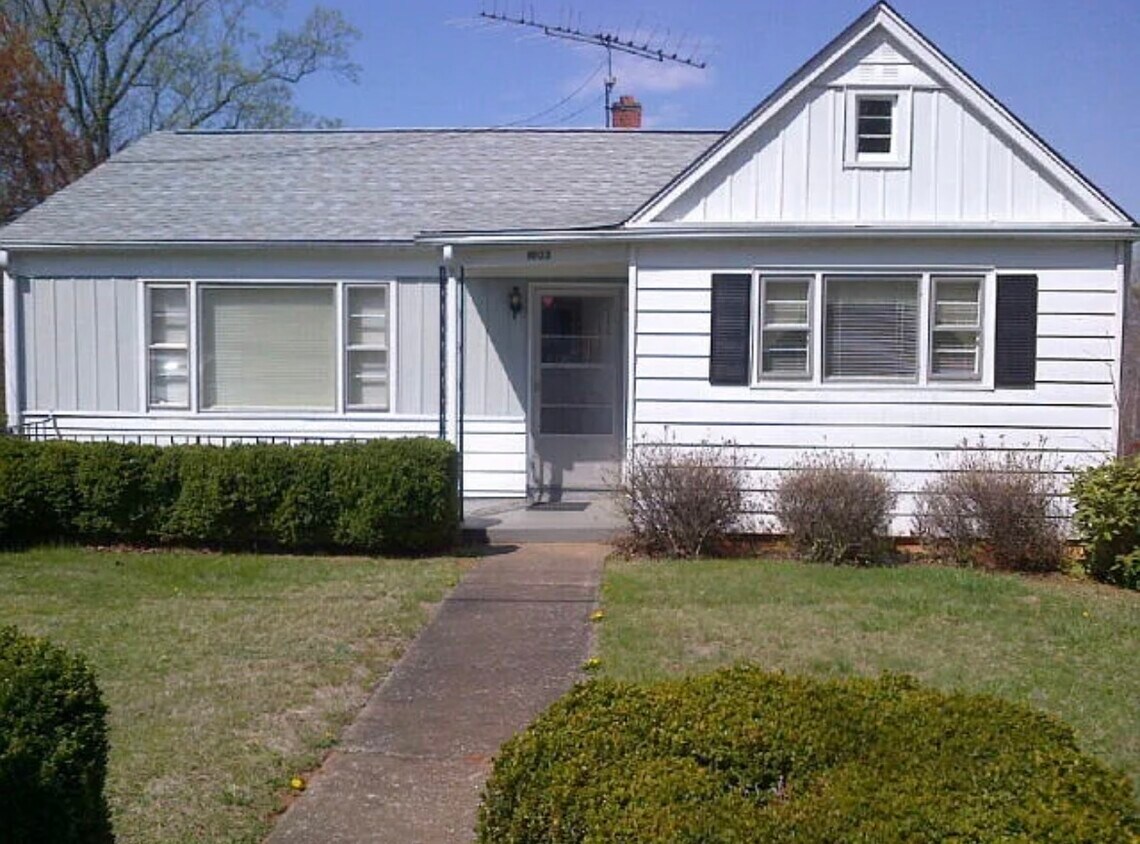 1003 Columbus St, Martinsville, VA 24112 House Rental in Martinsville
