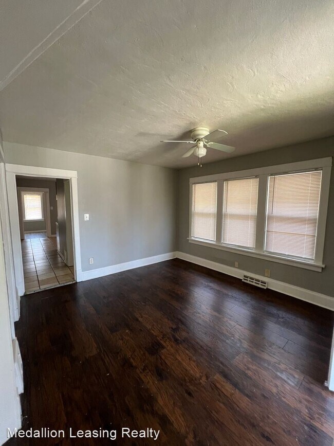 Building Photo - 4 br, 2 bath House - 9815 S Throop St
